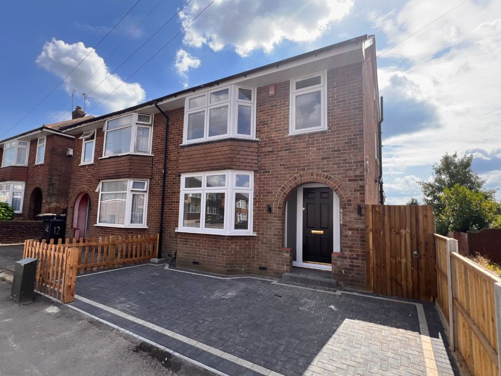 Property photo 1 of 11 2721101