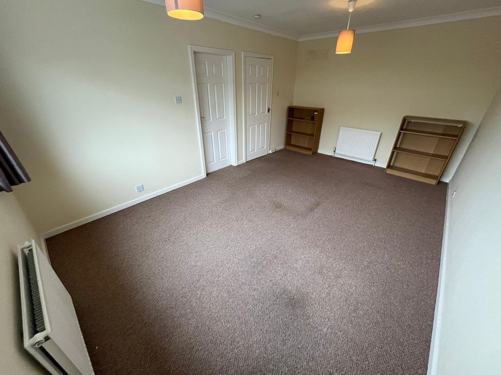 Property photo 3 of 15 Picture No. 23