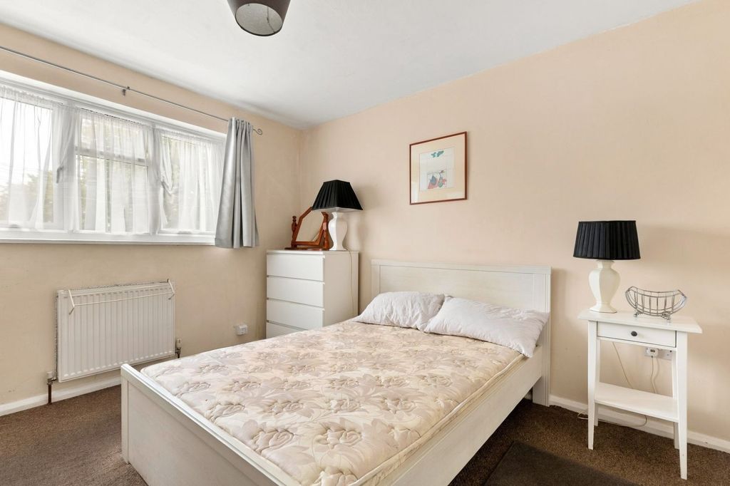 Property photo 2 of 12 Picture No. 04