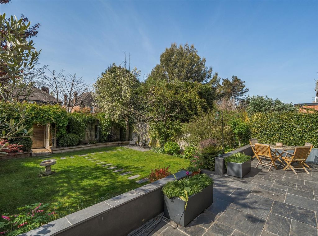 Property photo 3 of 38 19726827 (14).Jpg