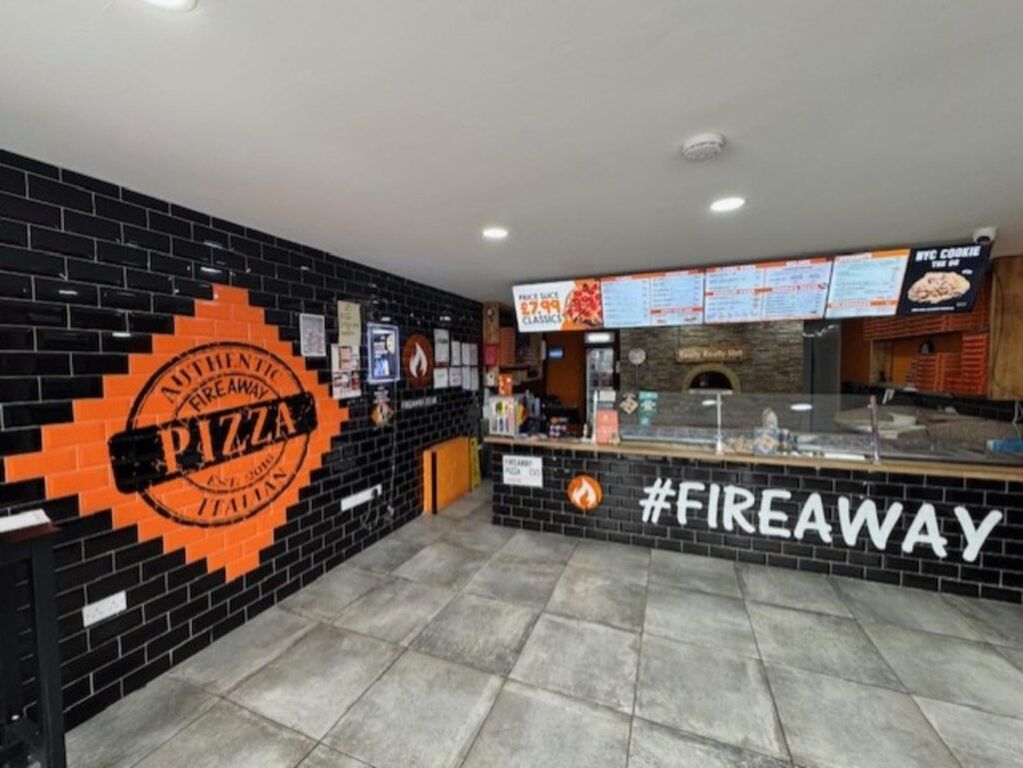 Property photo 3 of 17