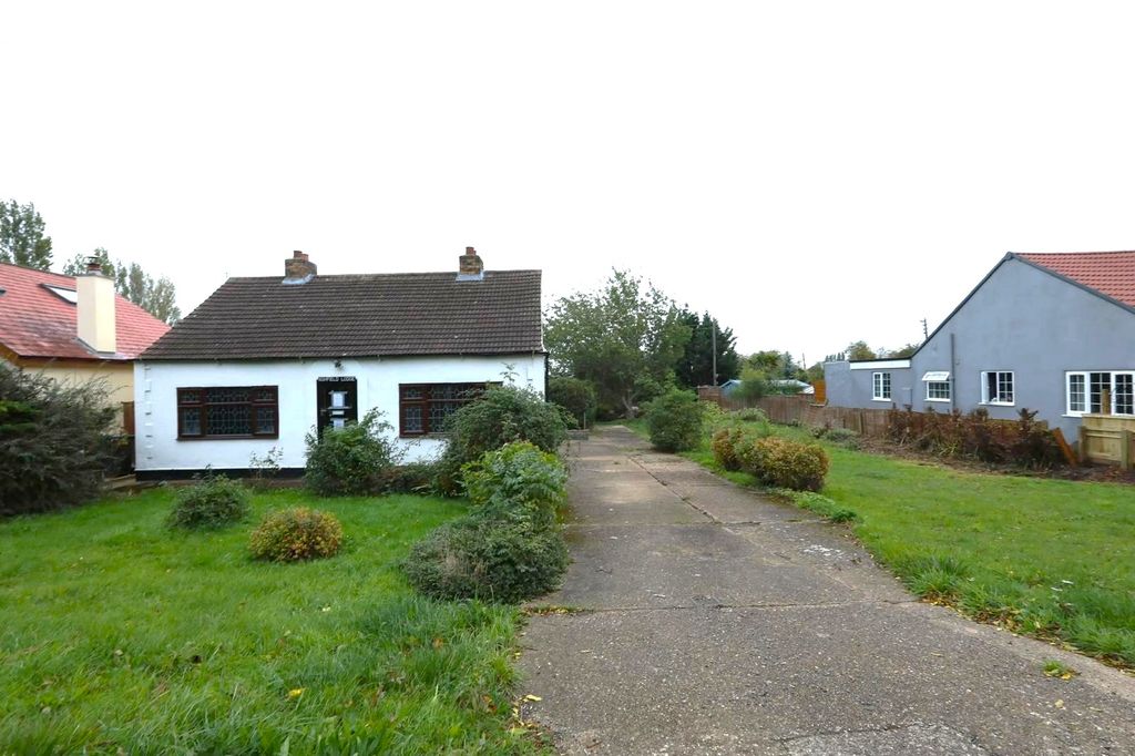 Property photo 1 of 17 Ashfield Lodge, Stockwith Road, Walkeringham, Doncaster Dn10 4Jf