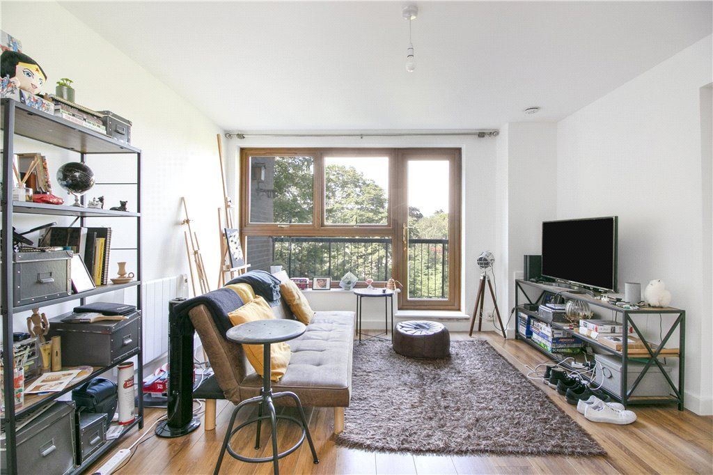 Property photo 3 of 11 Reception Room