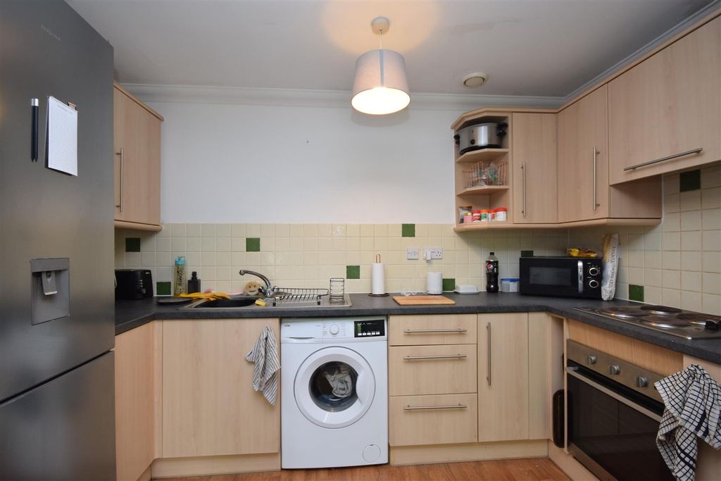 Property photo 3 of 5 3.Jpg