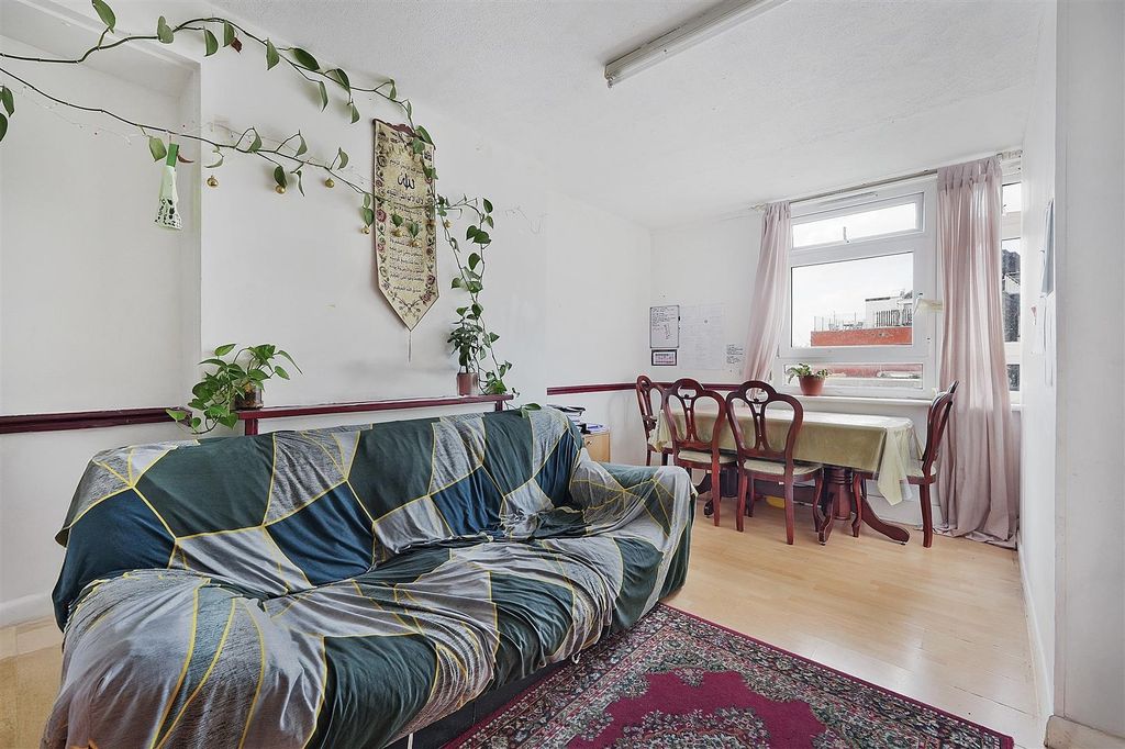 Property photo 3 of 14 Reception Room