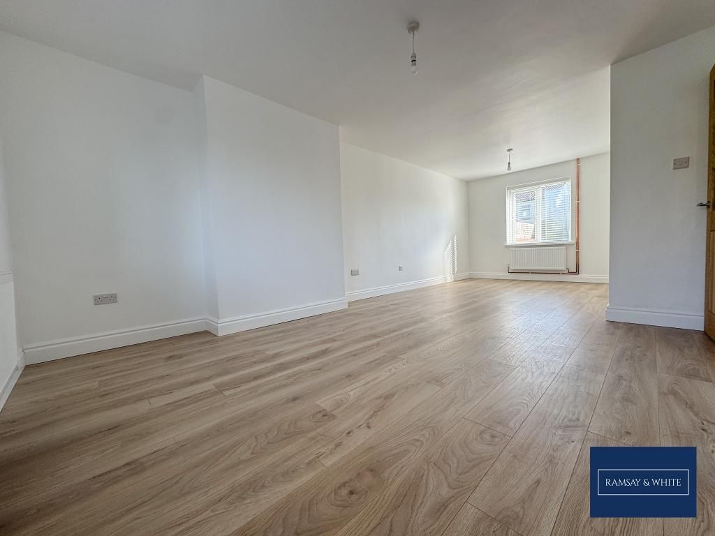 Property photo 3 of 12 Photo 3