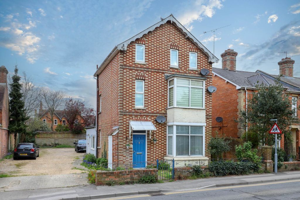 Property photo 1 of 15