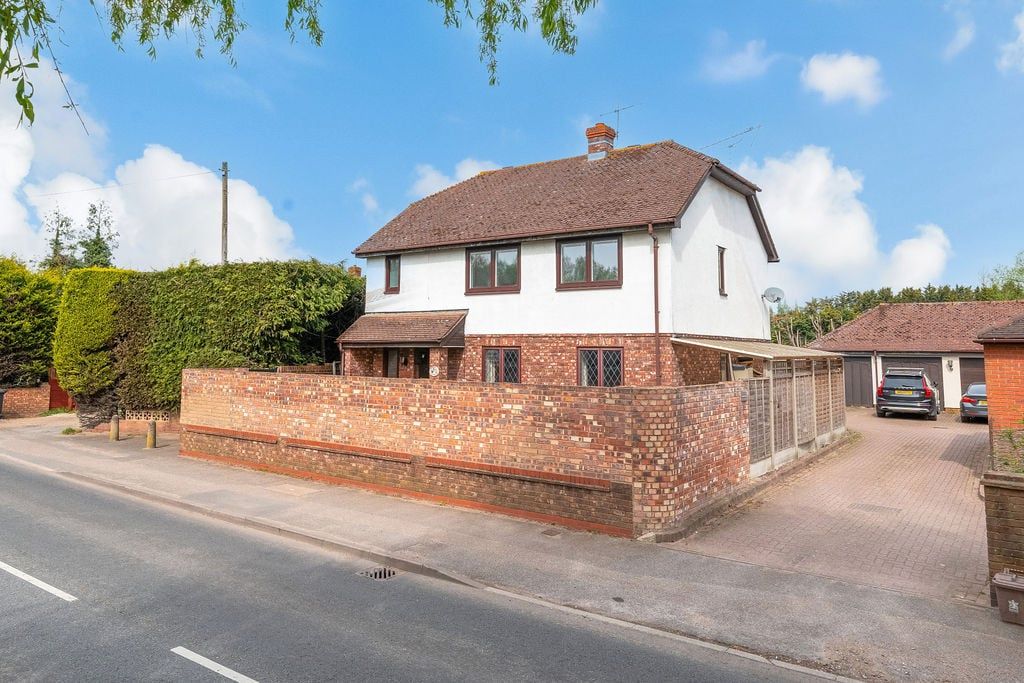 Property photo 1 of 27