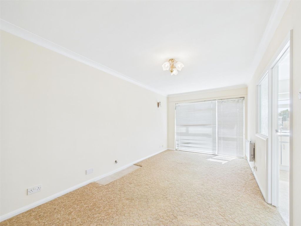 Additional image 8 of 1 bed flat for saleSutton Avenue, Peacehaven BN10