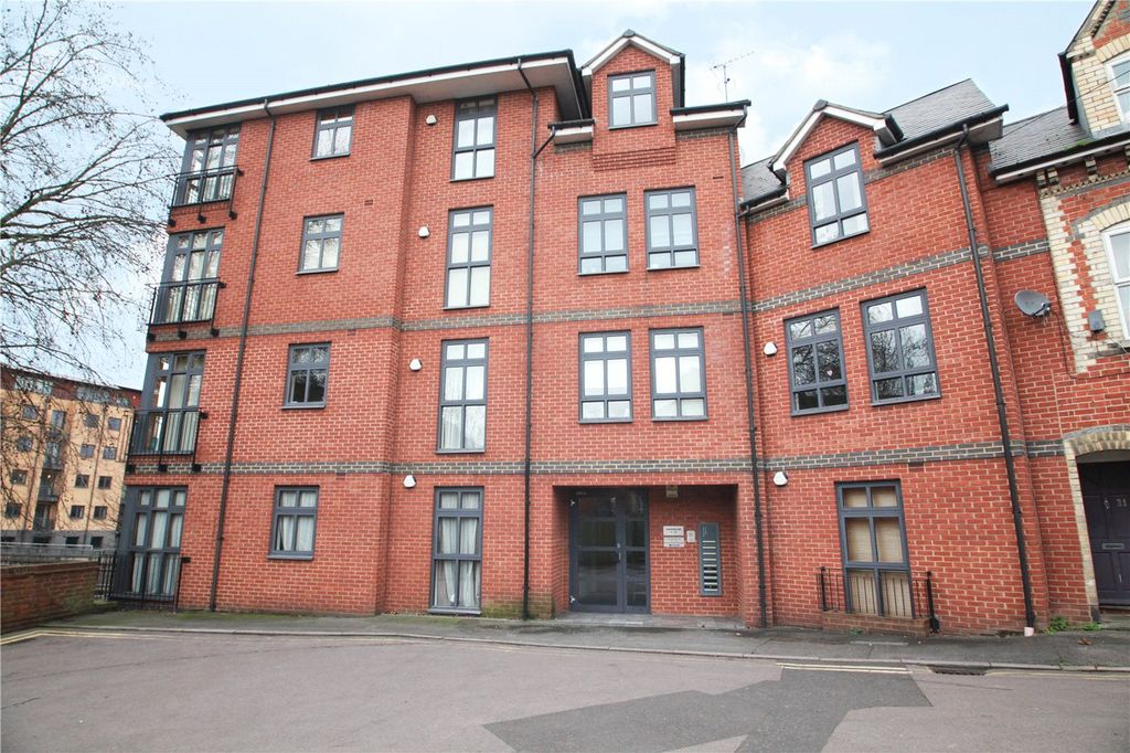 Property photo 1 of 8 Picture No. 01