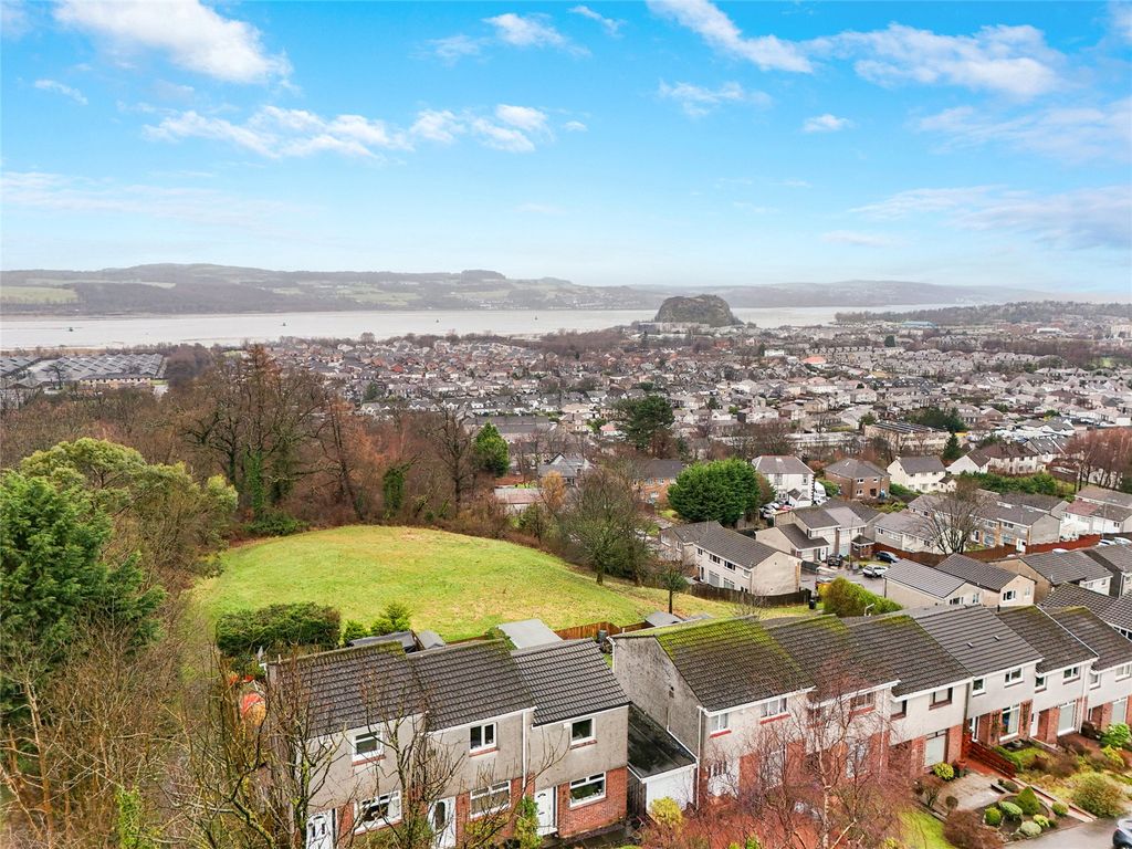 Property photo 2 of 19 Picture No. 21