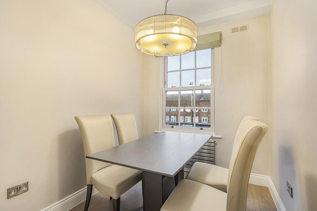 Property photo 3 of 13 Bedroom 3 / Dining Room