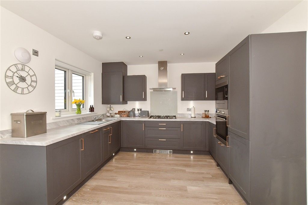 Property photo 1 of 15 Kitchen/Diner