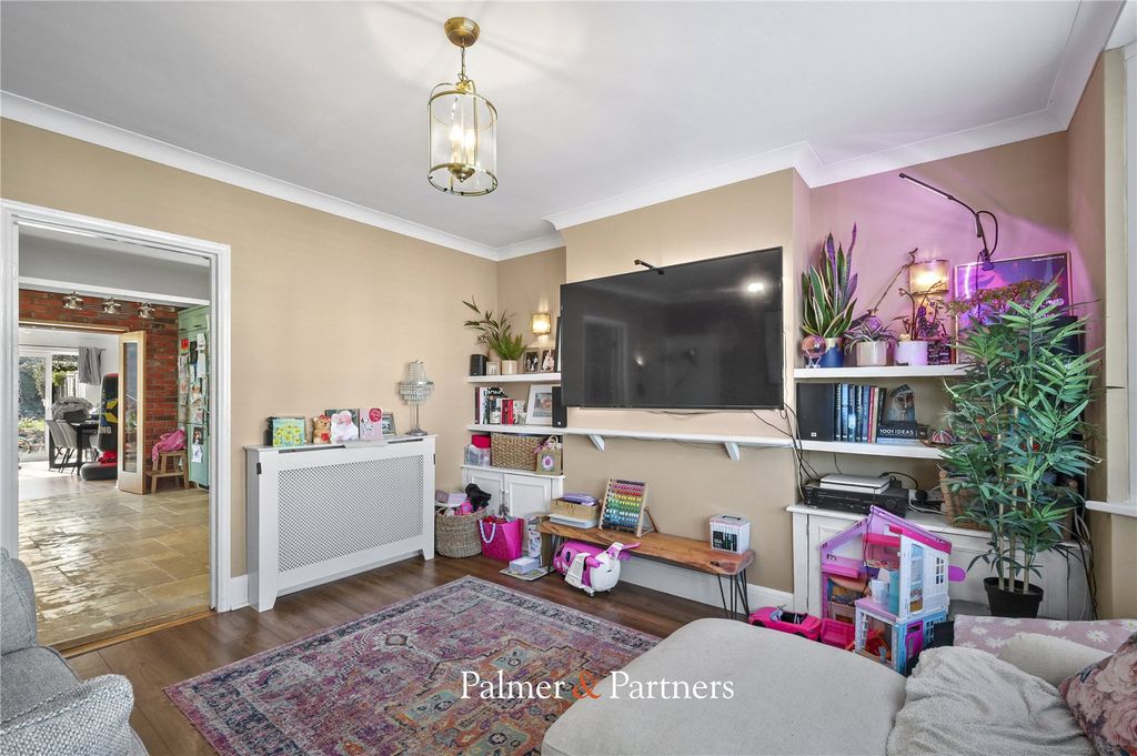 Property photo 3 of 23 Picture No. 06