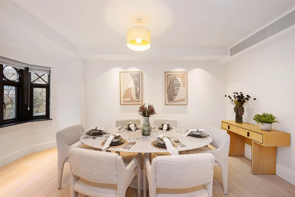 Property photo 2 of 10 Flat 7 Parkwood Point Hi-4.Jpg