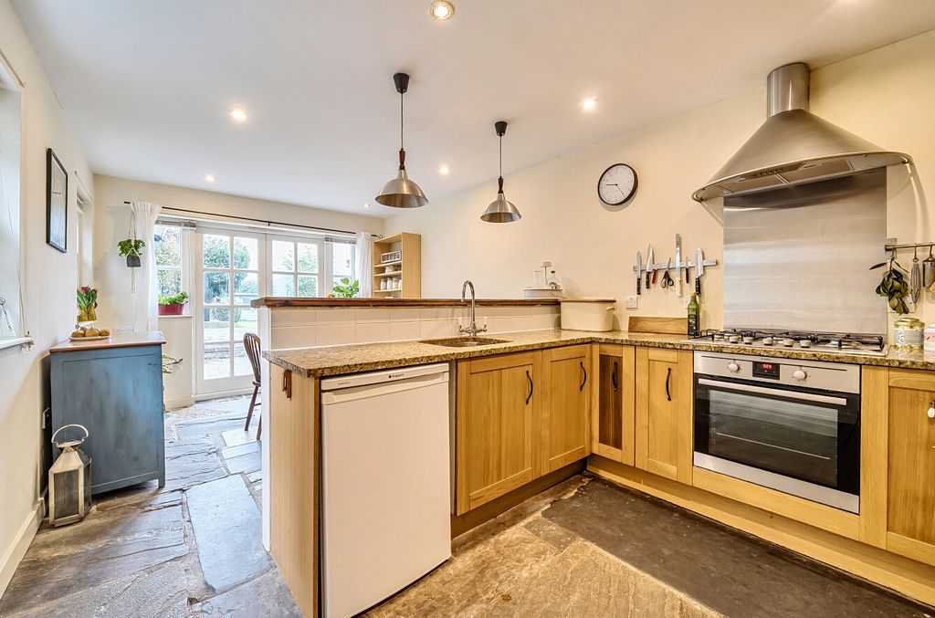 Property photo 2 of 19 2 - Kitchen/Diner