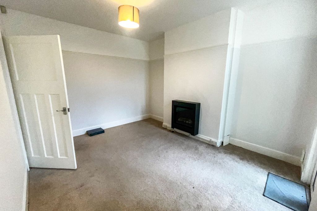 Property photo 2 of 13 34 Cary Park Road, Torquay, Devon Tq1 3Pu