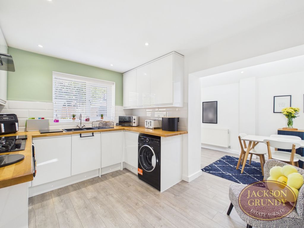 Property photo 2 of 20 The Lawns