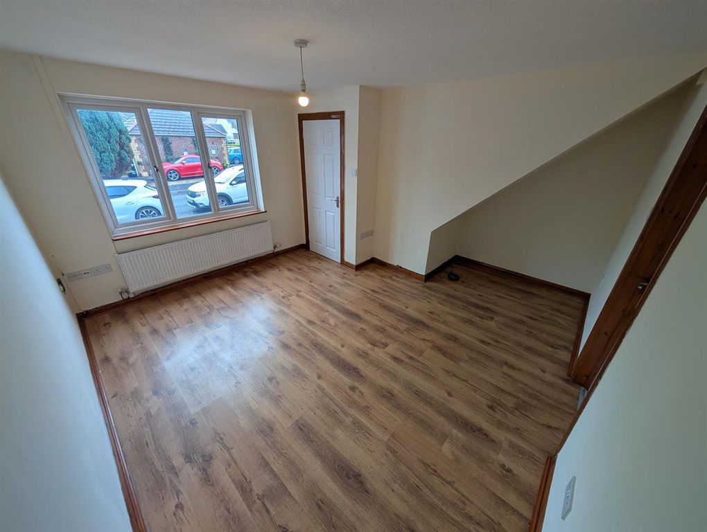 Property photo 2 of 14 13745.Jpg