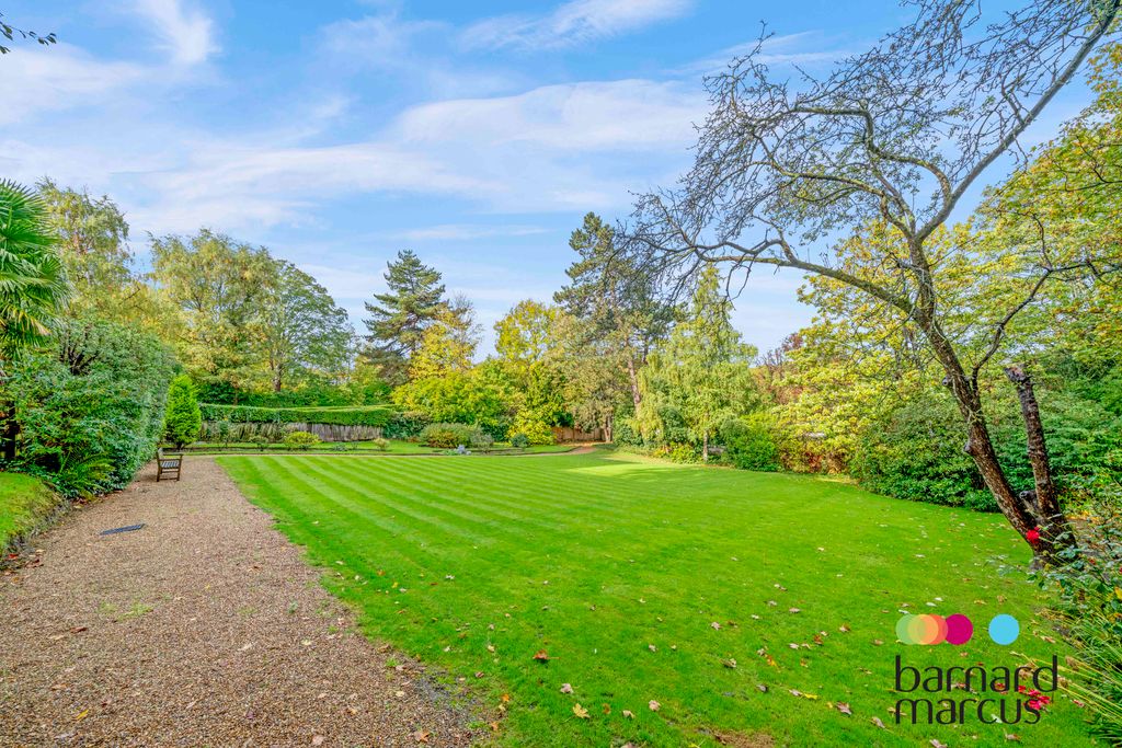 Property photo 3 of 13 Image