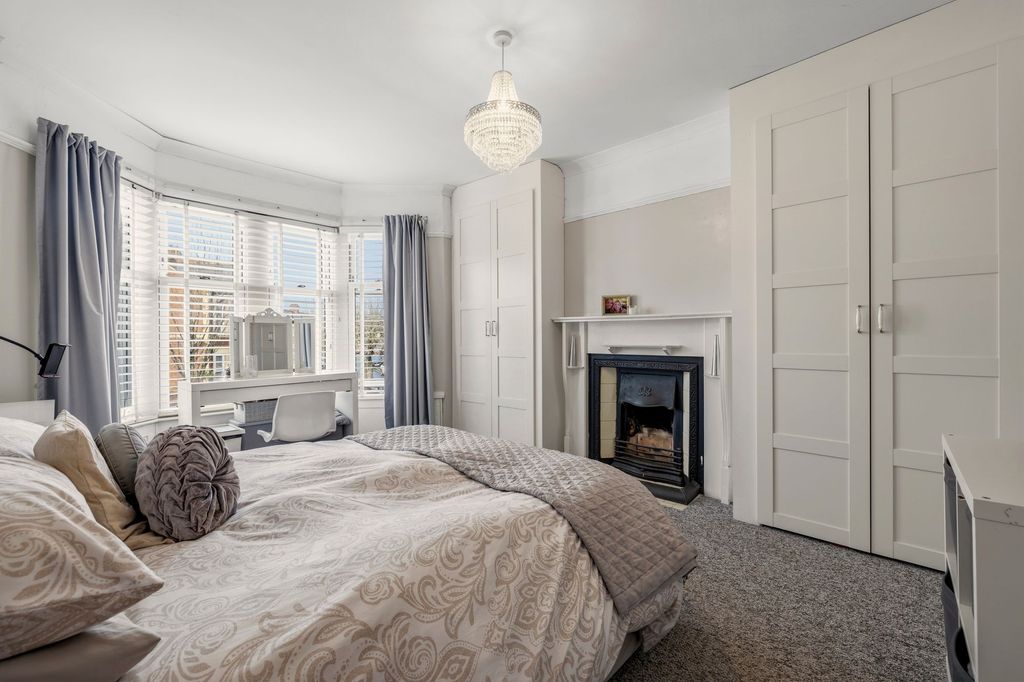 Property photo 3 of 30 Primary Bedroom