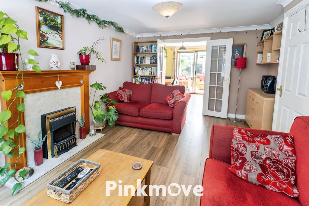 Property photo 2 of 26