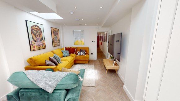 Property photo 1 of 18 8975353.Jpg