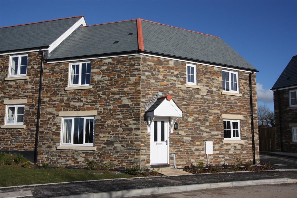 Property photo 1 of 15 4 Wheal Albert Road
