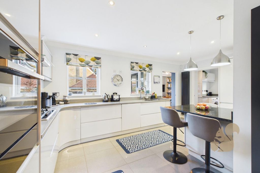 Property photo 2 of 35 Cam01659G0-Pr0687-Still020.Jpg