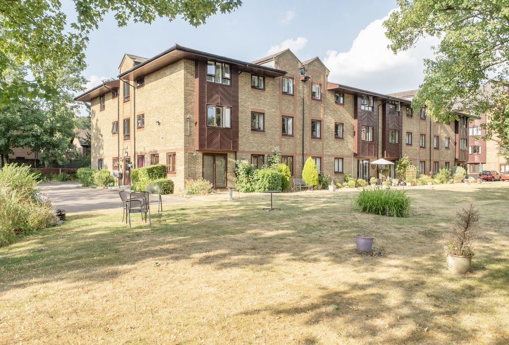 Property photo 1 of 19 1487918-2-6A5A5c5...