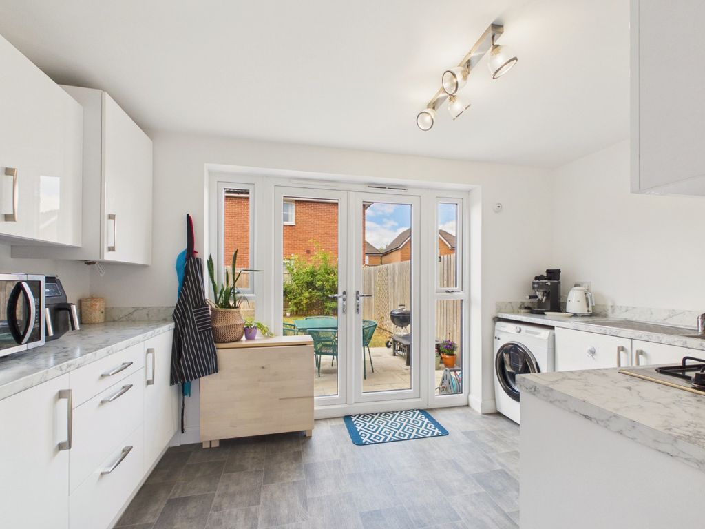 Property photo 3 of 15 5357835