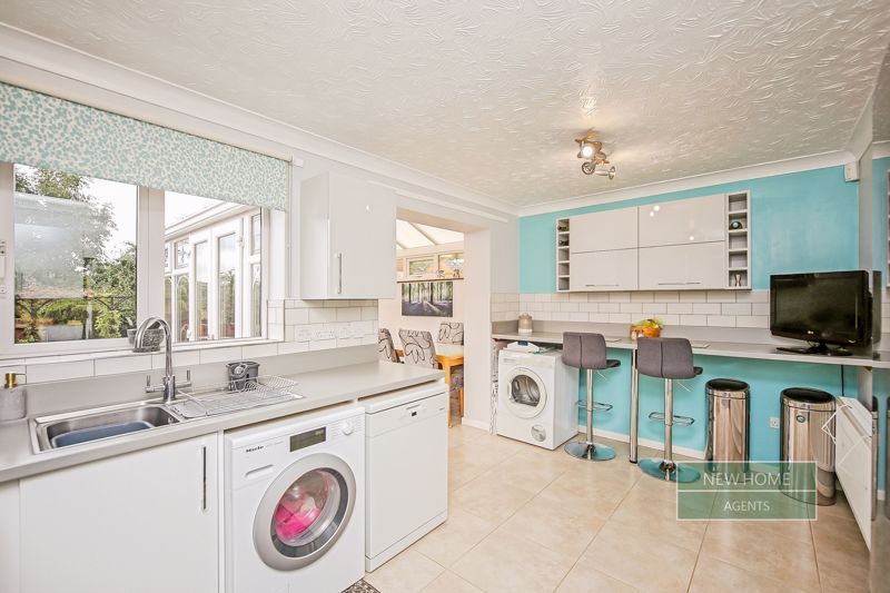 Property photo 3 of 19 Photo 17
