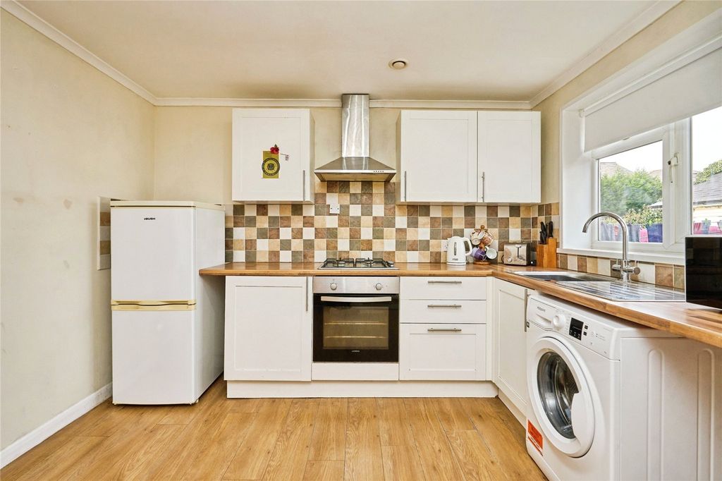 Property photo 3 of 20 Picture No. 18