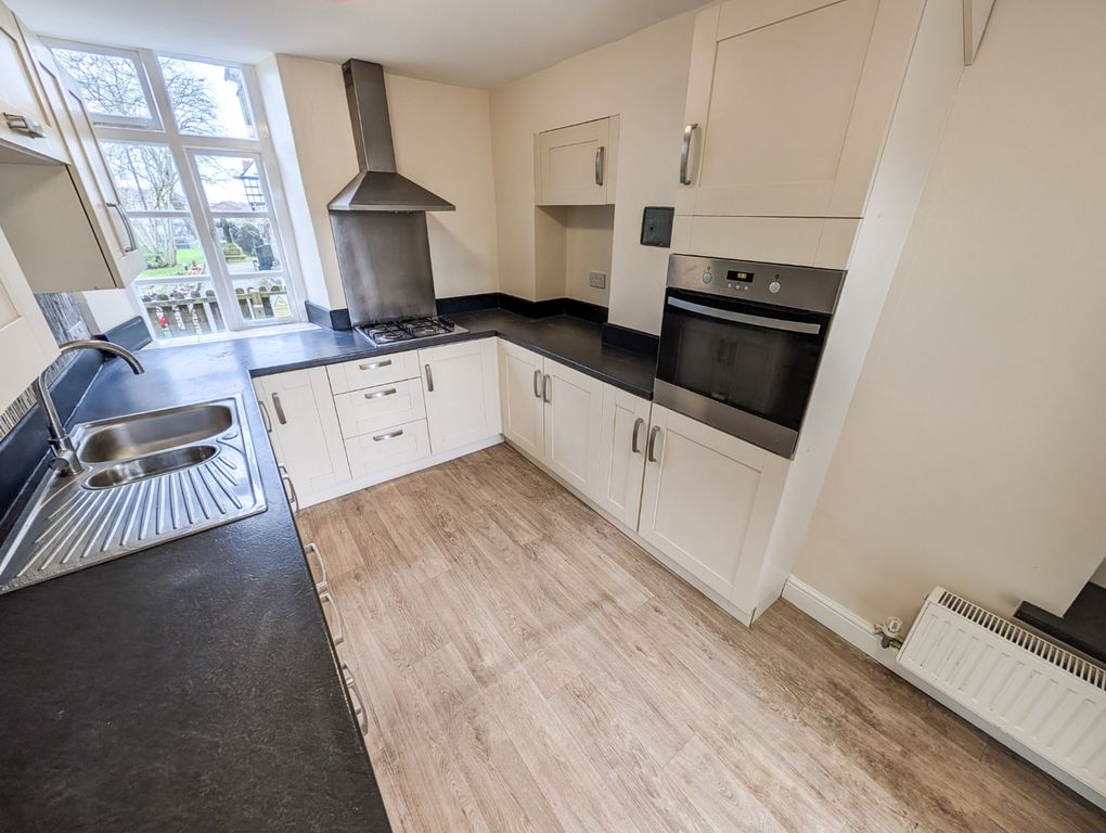 Property photo 2 of 11 Pbox-Img.Jpg