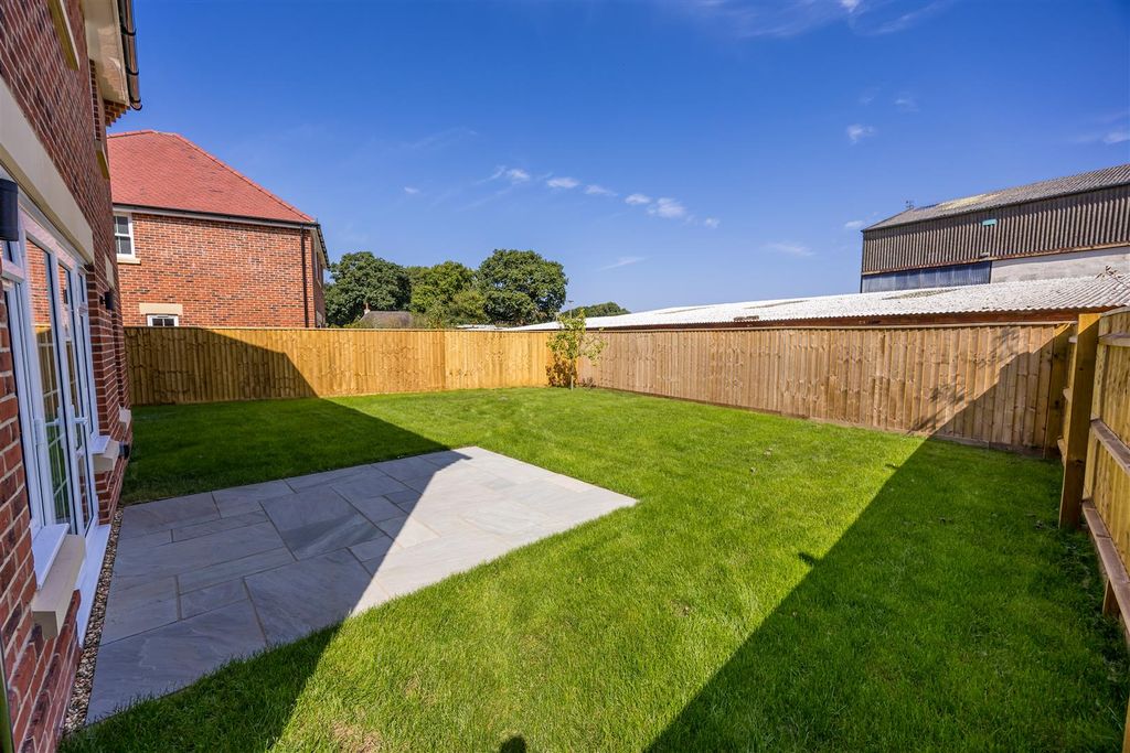 Property photo 3 of 16 Kingsfarmplot3-15.Jpg