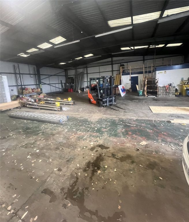 Property photo 2 of 3 Internal