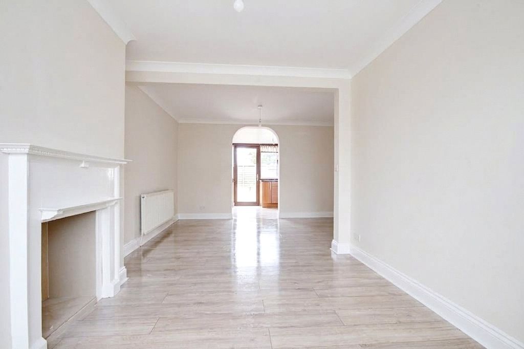 Property photo 3 of 15 Picture No. 15