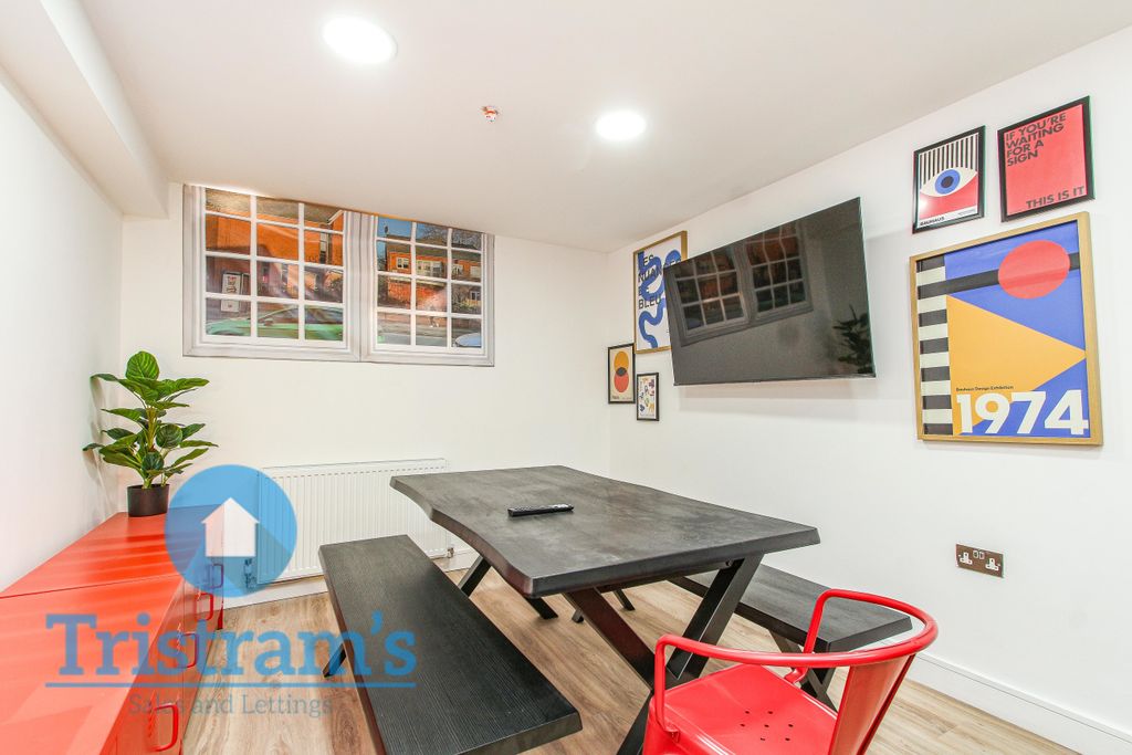 Property photo 1 of 16 Img_2240