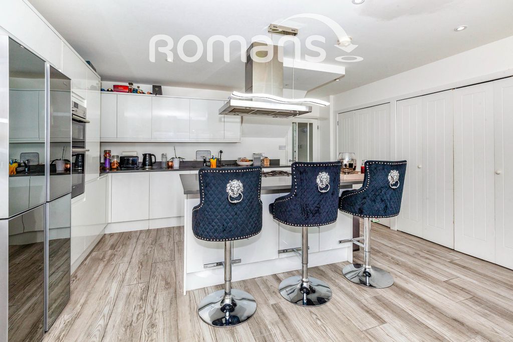 Property photo 2 of 10 Property Image