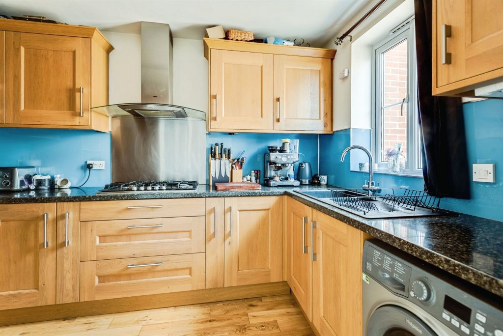 Property photo 2 of 14