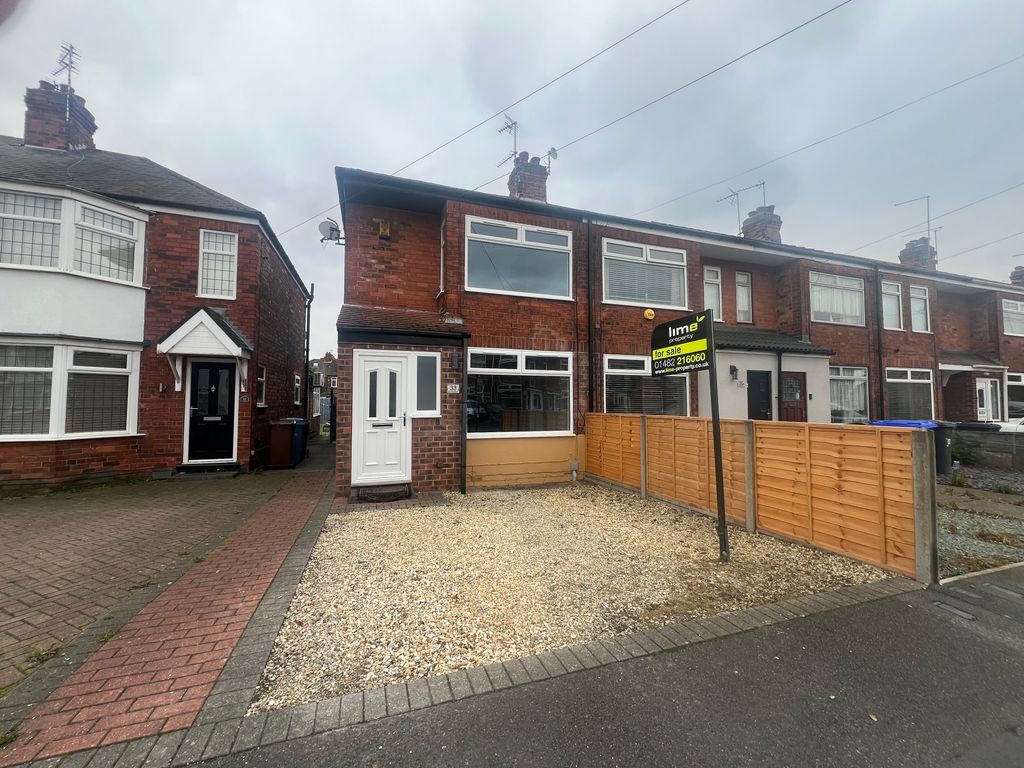 Property photo 1 of 11