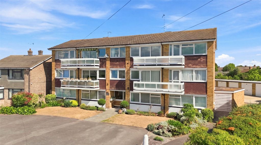 Property photo 1 of 19 Picture No. 05