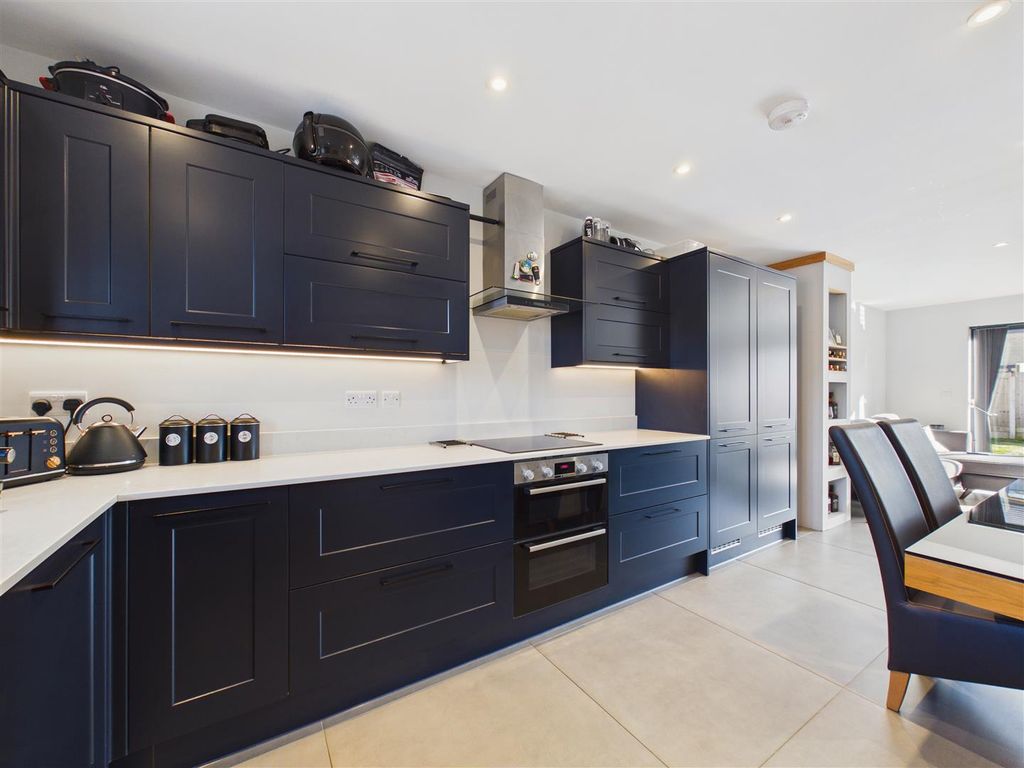 Property photo 2 of 13 Kitchen Area