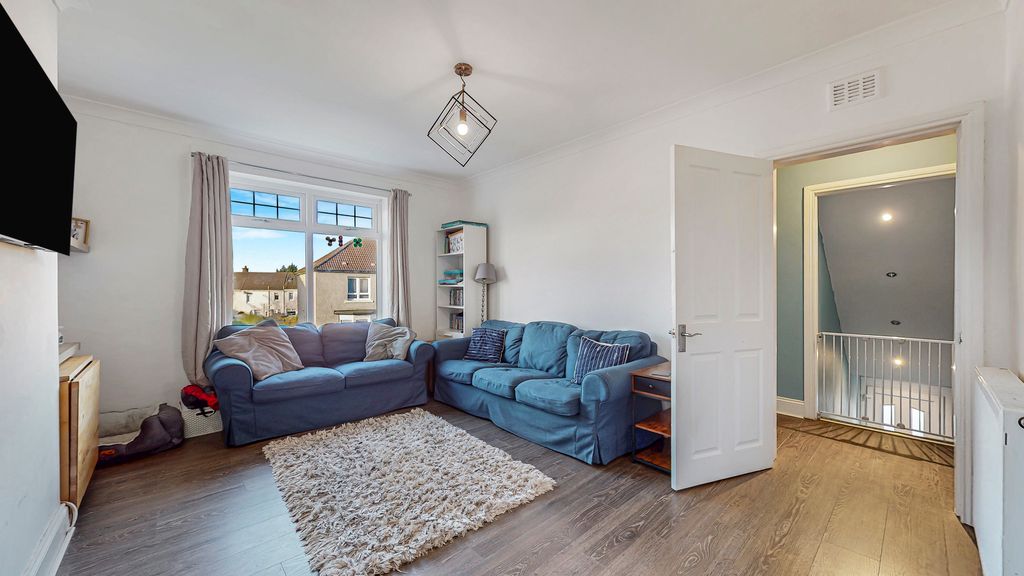 Property photo 3 of 27 12-Print-56 Glanderston Drive_23