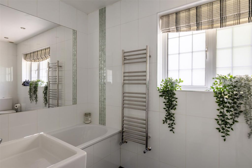 Additional image 24 of 5 bed detached house for saleRingley Park Avenue, Reigate RH2