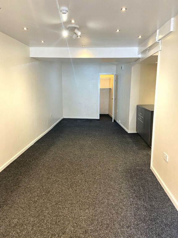 Property photo 3 of 3