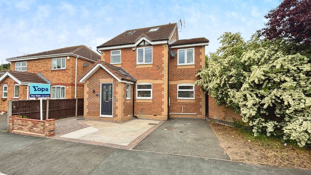 Property photo 2 of 20 Front