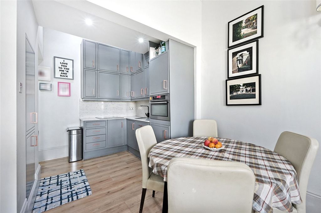 Property photo 2 of 13 Picture No. 04