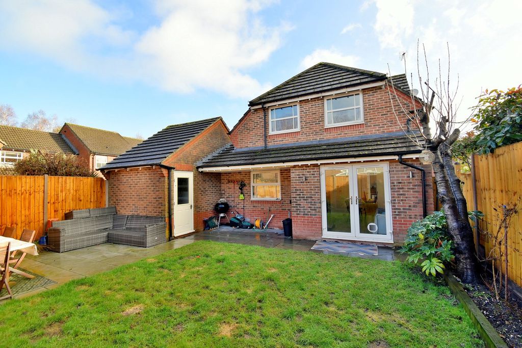 Property photo 2 of 22