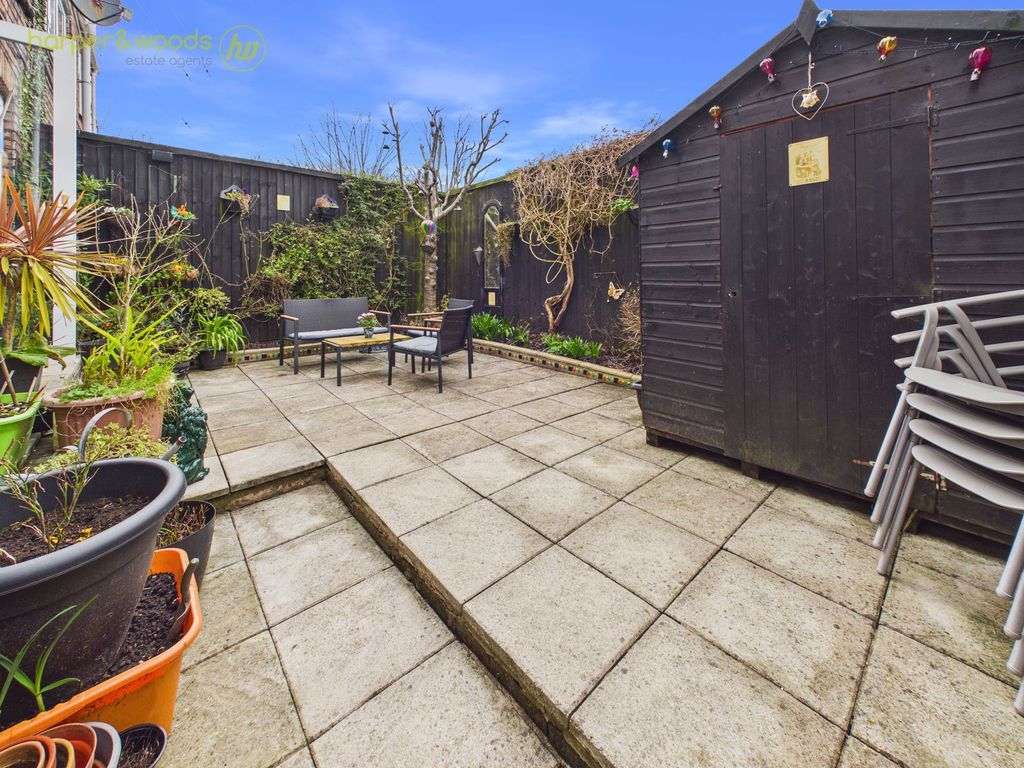 Property photo 3 of 28